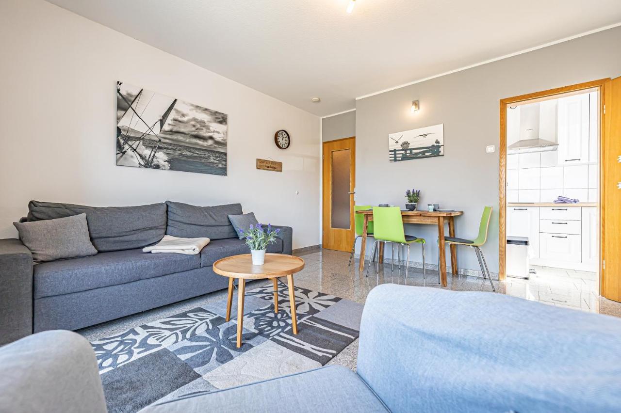 Meer Appartement Busum Exterior photo